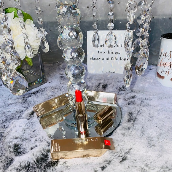 Becca Ultimate Lipstick 💄. - Picture 5 of 8